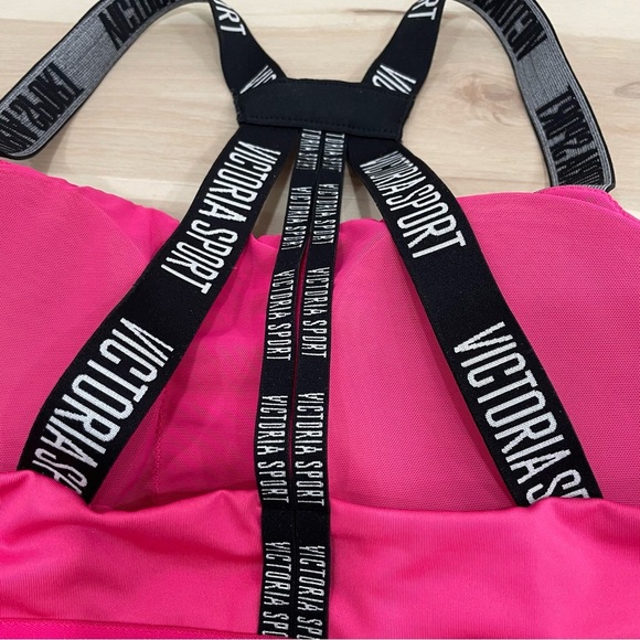 EUC Victoria Secret Women's M Sport Bra Hot Pink Black Padded Razorback.Strappy - Picture 4 of 8